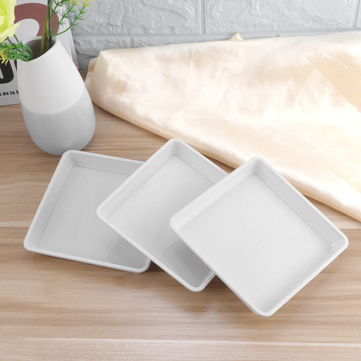 

10pcs Plastic Flower Pots Saucer Square Resin Tray Heat Resistant Sturdy Moisture Maintaining Bonsai Plant Tray Garden Indoor