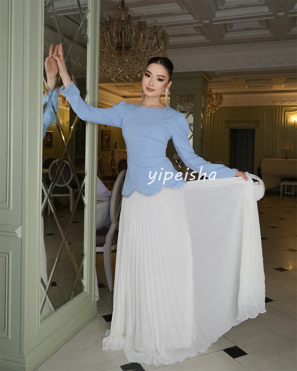 맞춤형 절묘한 클래식 저지 플리츠 라인 석 드레이프 a 라인 스퀘어 넥 롱 드레스 맞춤형 행사 드레스 패션