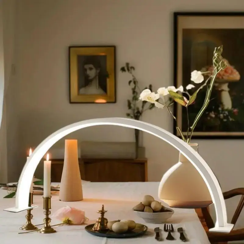 Schoonheidssalon U-vormige led-bureaulamp Semi-maandelijkse verlichtingsarmatuur Oogbescherming Driekleur dimmen Schoonheid Nagelsupplementlicht