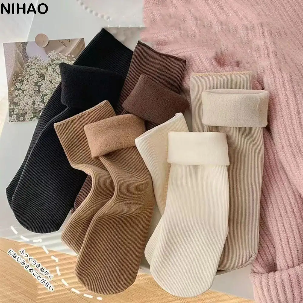 

5Pairs Stripe Thicken Warm Socks Solid Color Simple Thermal Mid Length Socks Thicker Mid Tube Winter Socks Women Autumn Winter
