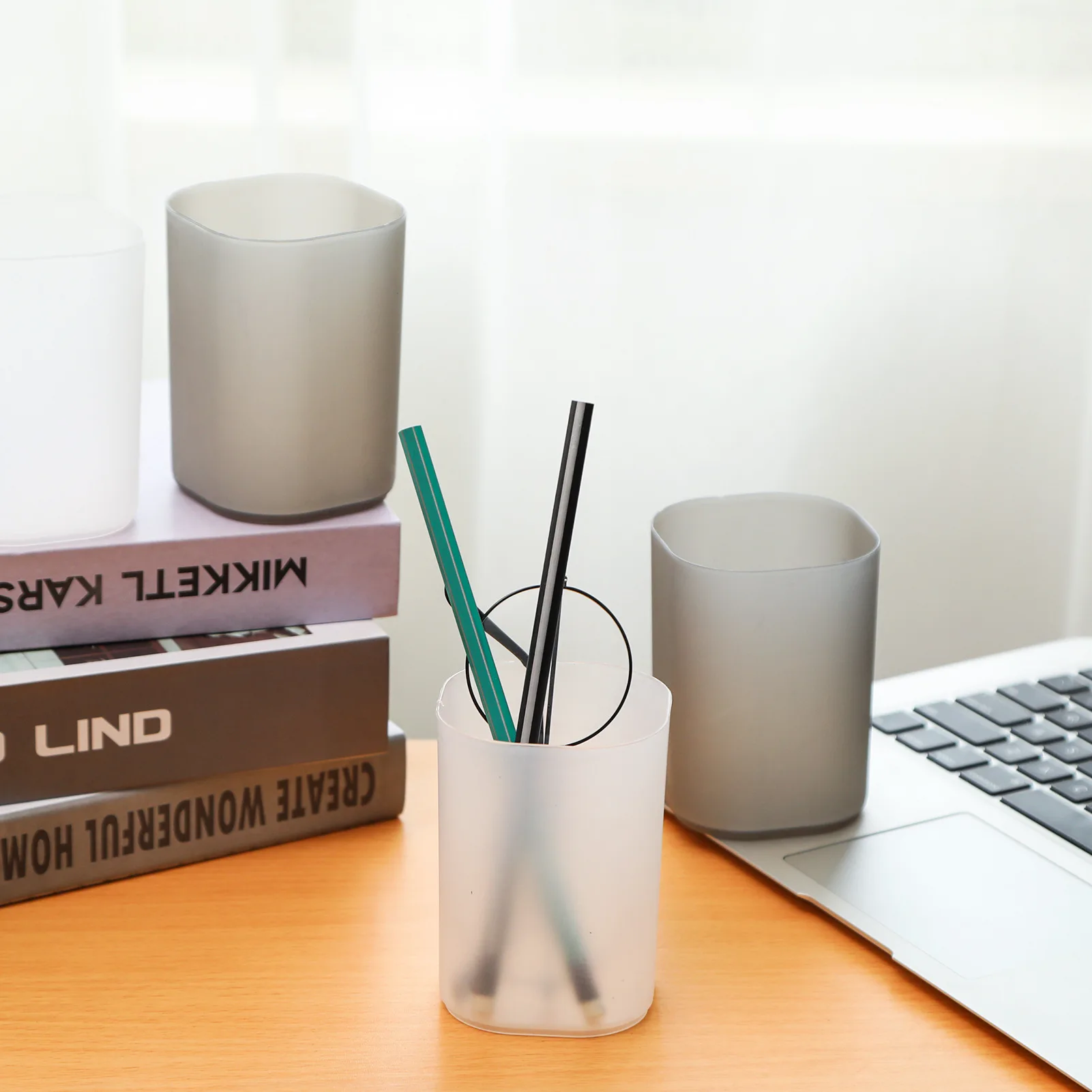 

1 Pc Simple Desk Pen Holder Pencil Makeup Storage Box Multi-function Desktop Organizer Stand Case School Office Stationery