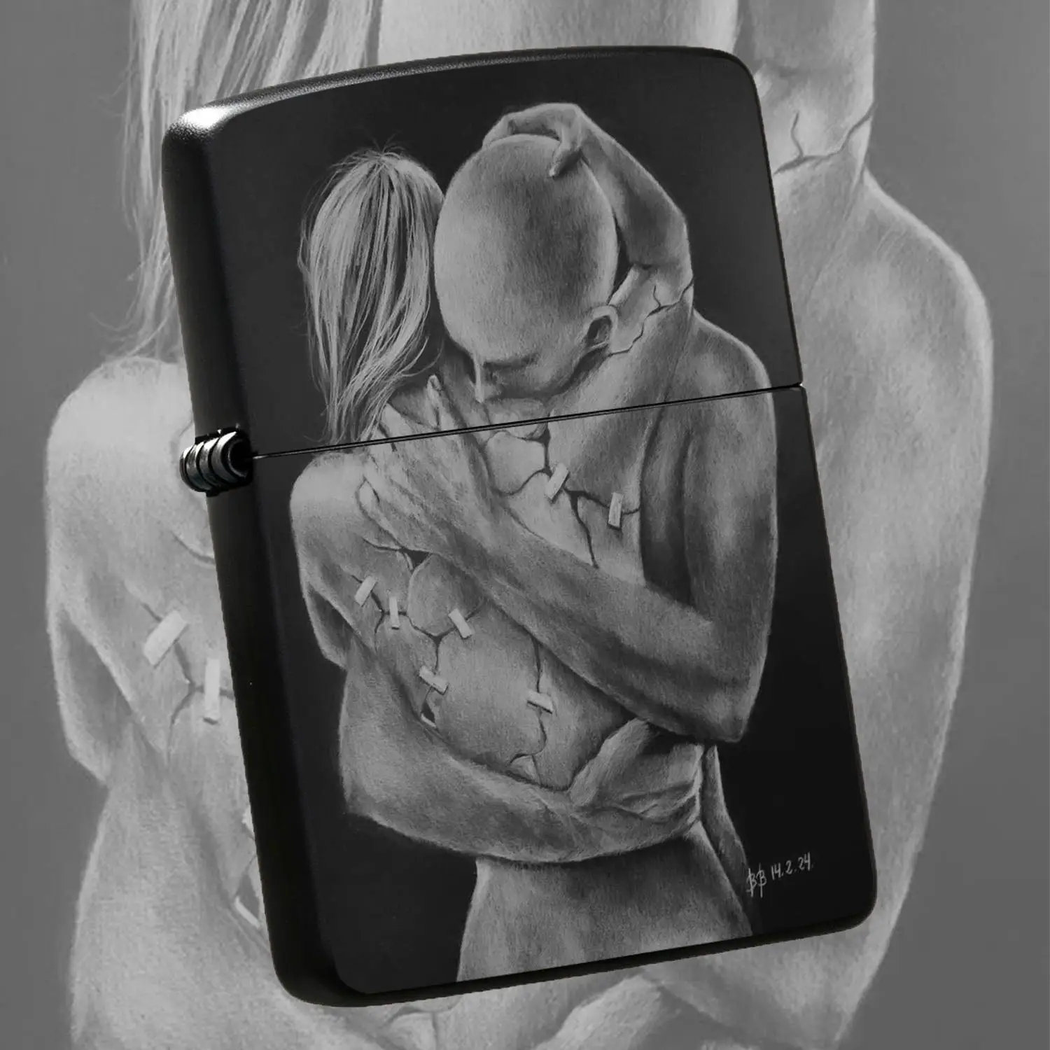 Creative Embracing Broken Figure Art Pattern Lighter, Aesthetic Abstract Human Portrait Decor Ignition Tool, Stylish Artistic Portable Daily Item, Suitable for All Scenarios, Ideal for Personal Use or Gifting, Unique Artistic Practical Acc