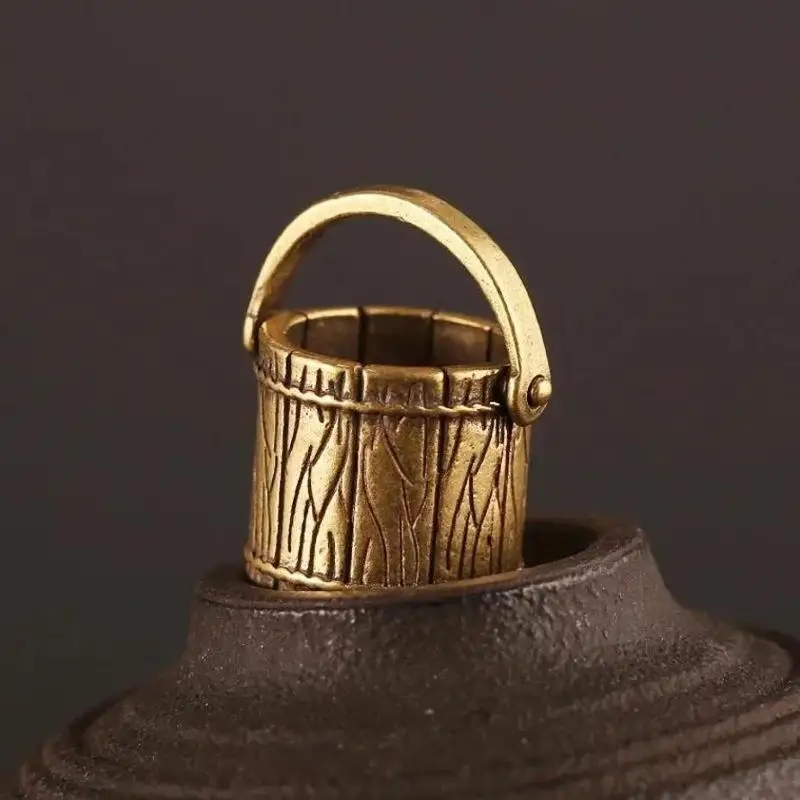 Lucky Brass Pail Keychain Mini Copper Bucket Pendant Charm For Car Keys Bag Purse Men Women Tabletop Decor Gift Accessory