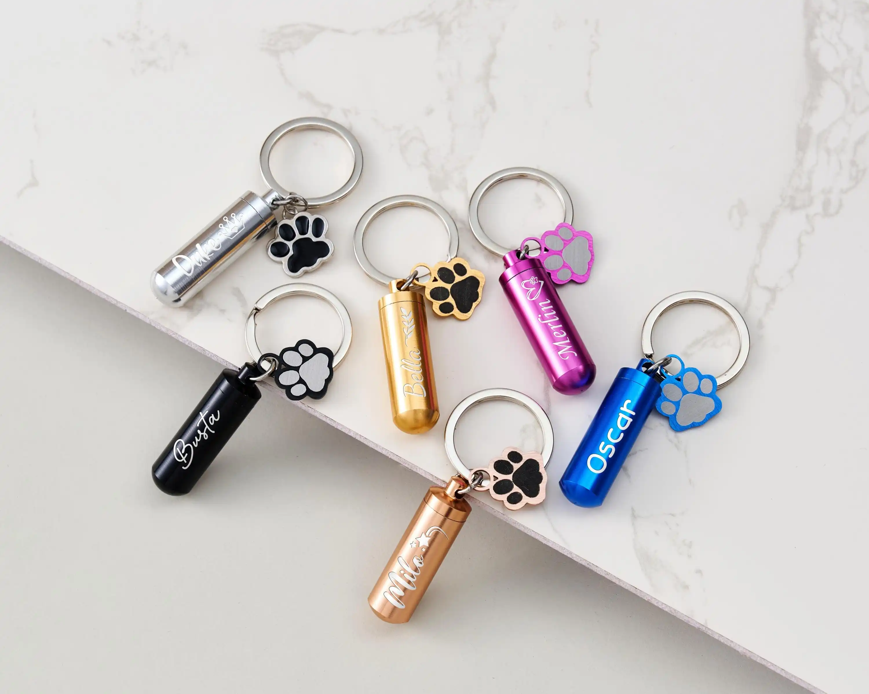 Pet Memorial Keychain Cylindrical Dog Paw Design Urn for Small Pet Ashes Or Hair Suitable for Dogs And Cats