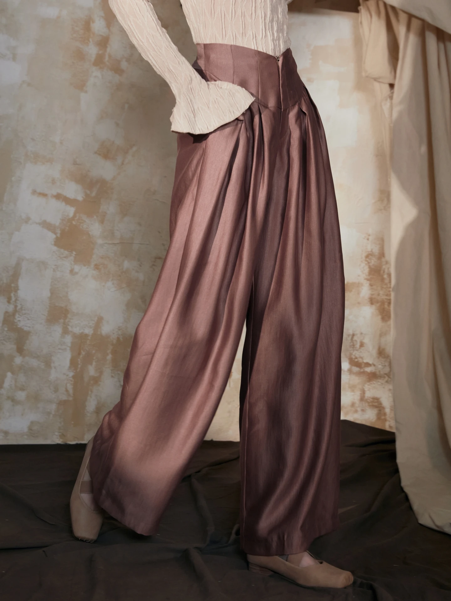 

Spring 2026 High Waist Wide Leg Pants Women's Glossy 3D Petal Casual Long Trousers Straight Cut Loose Fit Fashionable