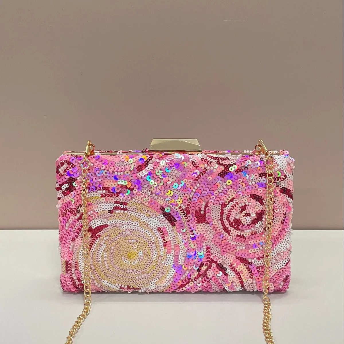

Женские роскошные розовые вечерние сумки с блестками и цветком, маленькая коробка, клатч, кошелек для свадебной вечеринки, свадебная сумка на цепочке, сумка на плечо для женщин