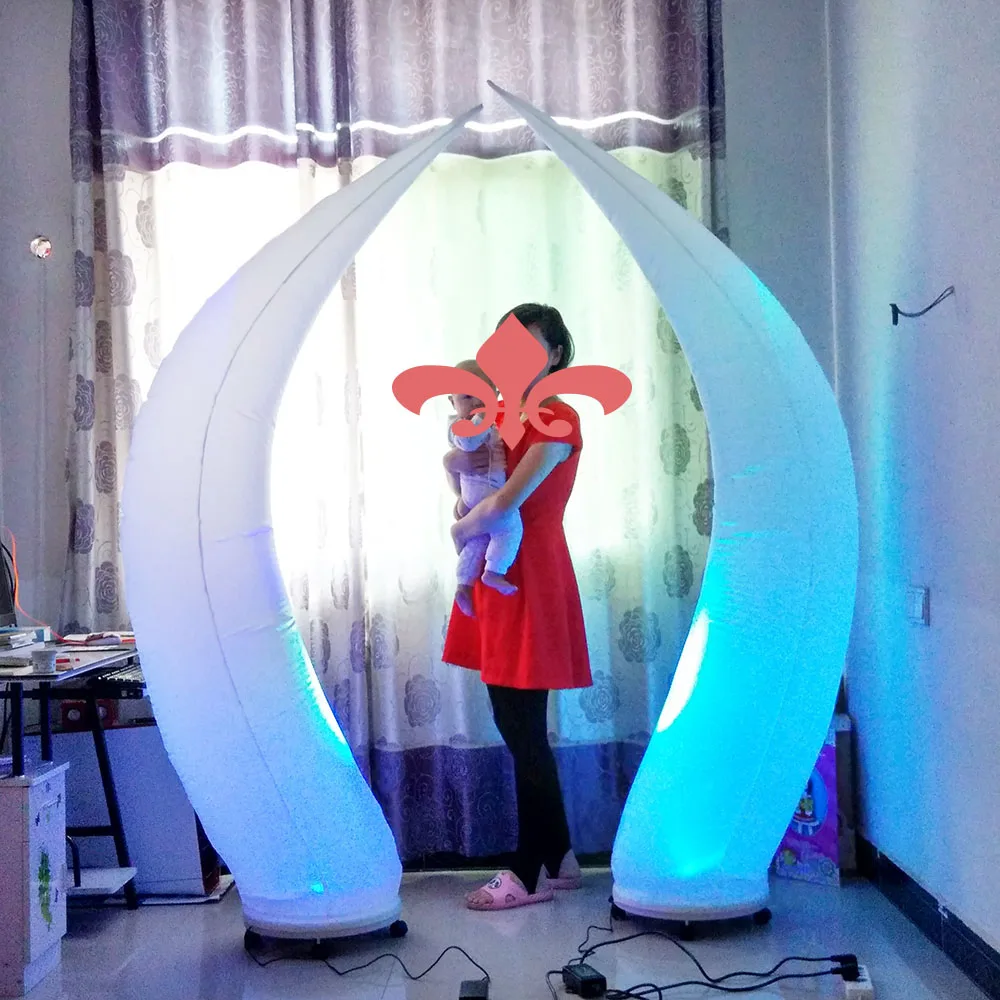 

Inflatable Curved Cone Low Curved Column with Color Variable LED Lights for Event Decorative Carpet Entrance