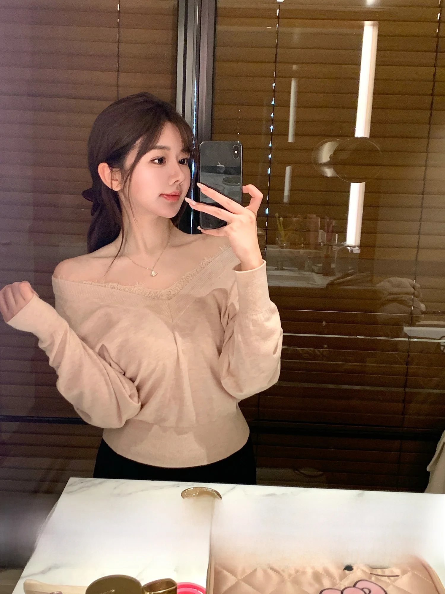 

Женский шерстяной вязаный топ Ele Lace с V-образным вырезом, мягкий, зимний, модный 2025, с длинным рукавом, стандартной длины, надеваемый через голову