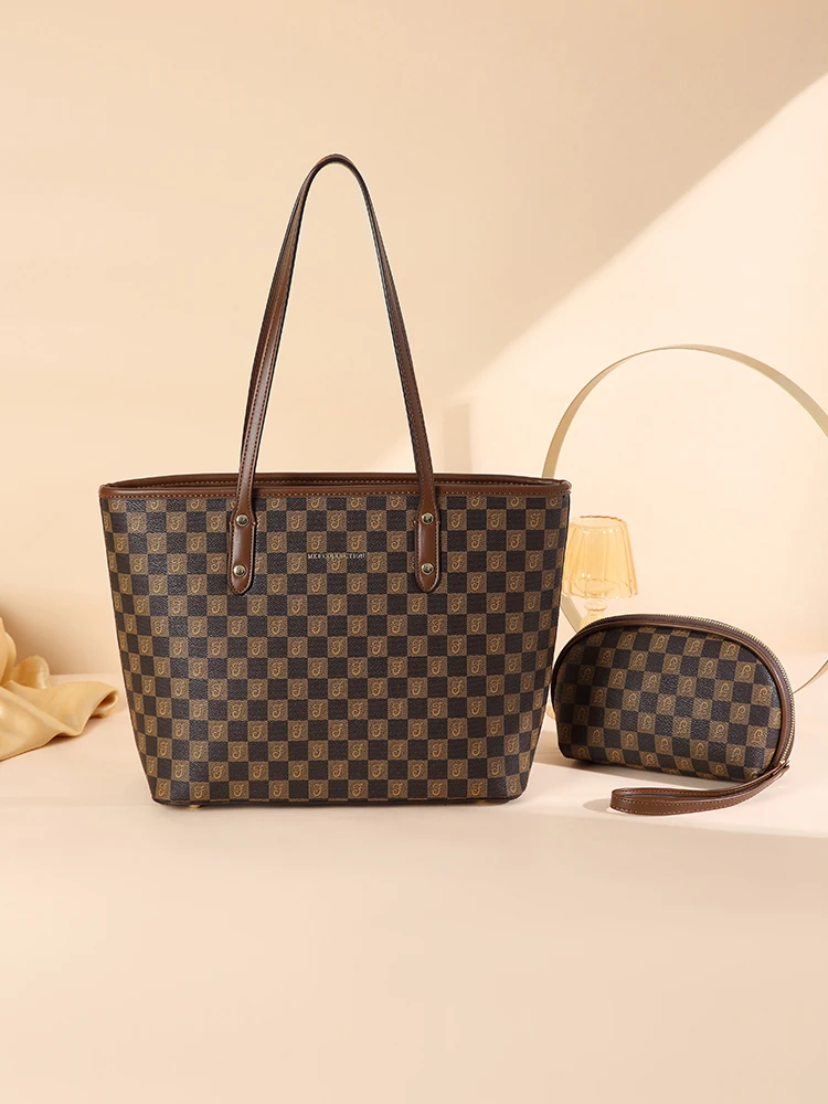 Women's Checkerboard Pattern Tote Bag with Monogram Print, Includes a Main Bag + Small Clutch Two-Piece Set; Straight Open-Top Design, with Contrasting Color Trim and Reinforced Handle; Ample Internal Space, Suitable for Storing a Laptop, Documents, and Personal Belongings; Available in Deep Brown and Light Beige, a Versatile Shoulder Bag for Women Suitable for Workplace Commuting and Daily Travel