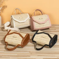 Wholesale new straw handbag bags trend simple cosmetic bag sequined decoration slung small bag generation by generation.