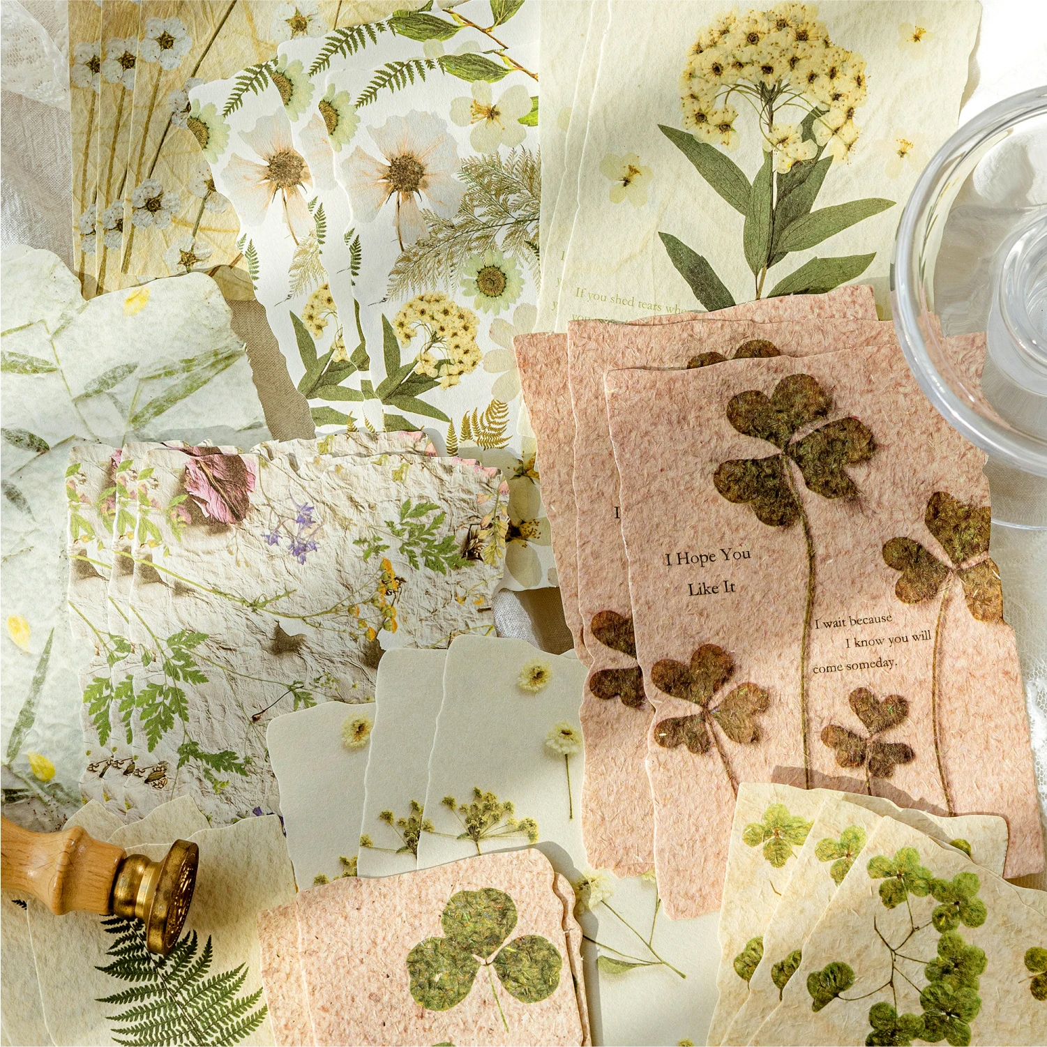 JIANQI 30pcs Creative Scrapbook Vintage Materials Paper Combo Kit DIY Junk Journal Collage Photo Album Retro Art paper view 4