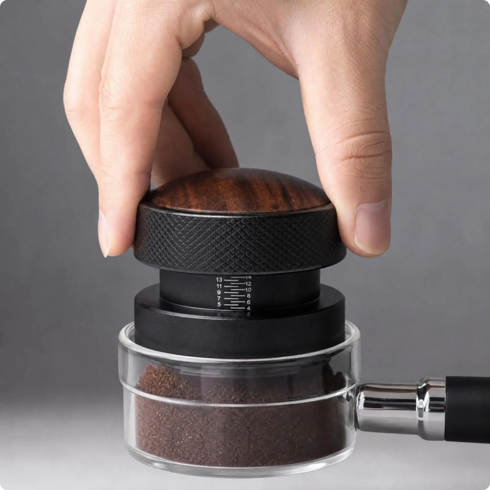 51mm Espresso Coffee Distributor Tamper with Solid Wood Top and Stainless Steel Body for Uniform Extraction