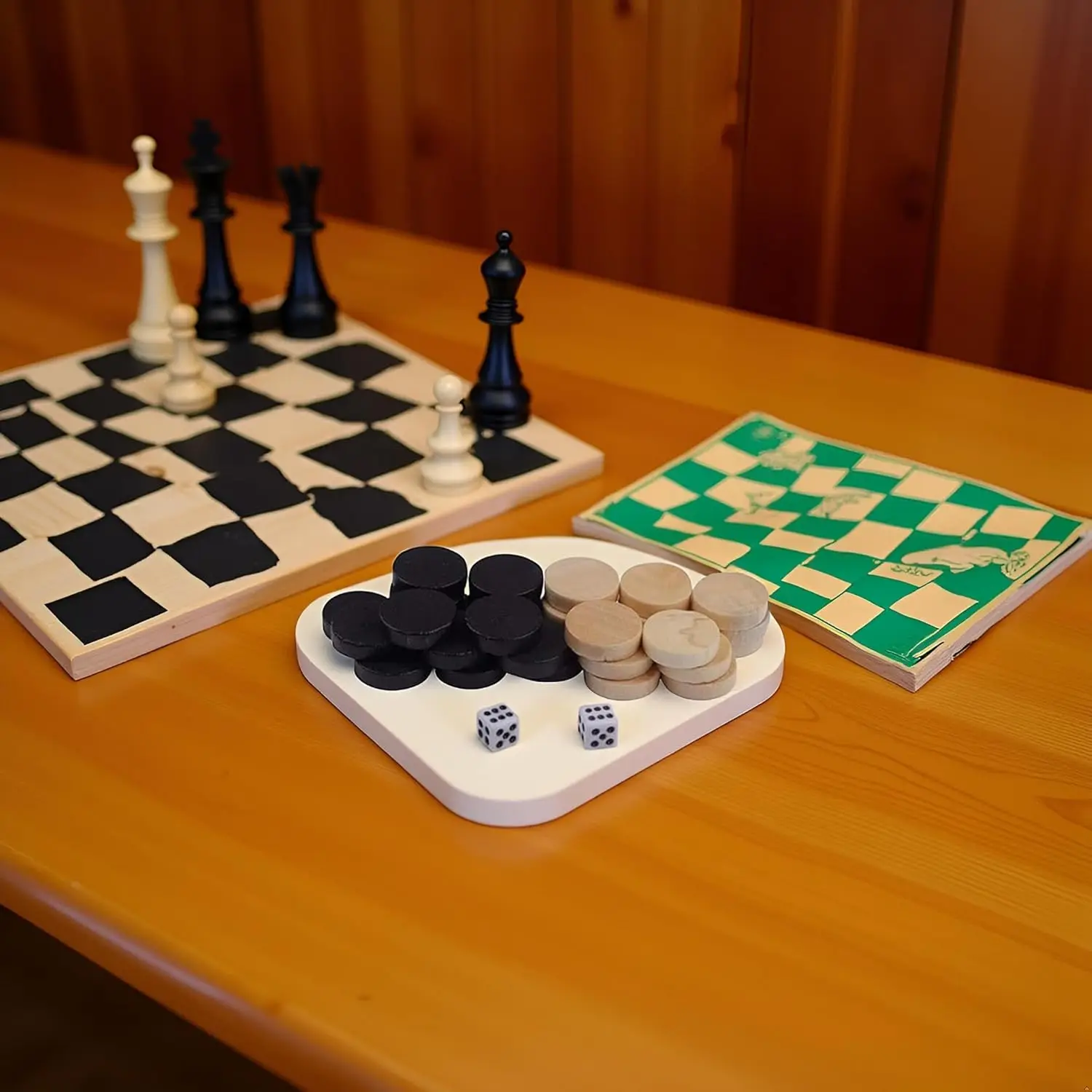 مجموعة شطرنج مكونة من 32 قطعة بلونين لعبة الداما والطاولة وألعاب الطاولة