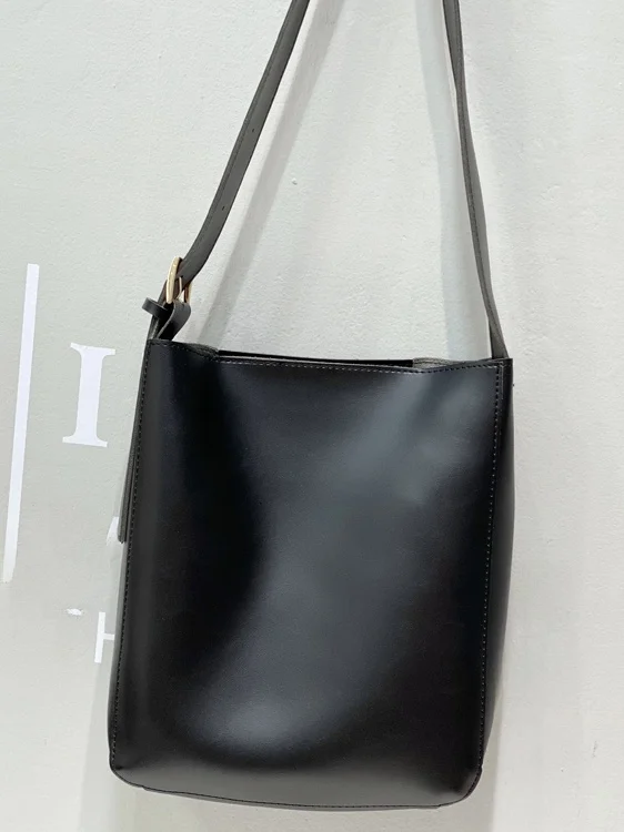 bolsa-buet-vertical-retangular-de-ande-capacidade-em-cor-solida-estilo-retro-simples-casual-e-versatil-bolsa-de-ombro