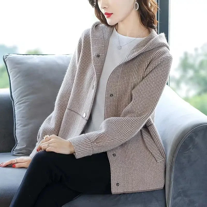 

Women's Sweater Short Coat Hooded 2025 Spring and Autumn Collection NewLoose Casual Knitted Cardigan top for Women's Fashion