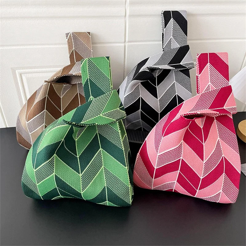 

Cute Knit Tote Bag Designer Geometric Figure Pattern Women's Retro Handbag Female Hollow Out Portable Knot Wrist Bag