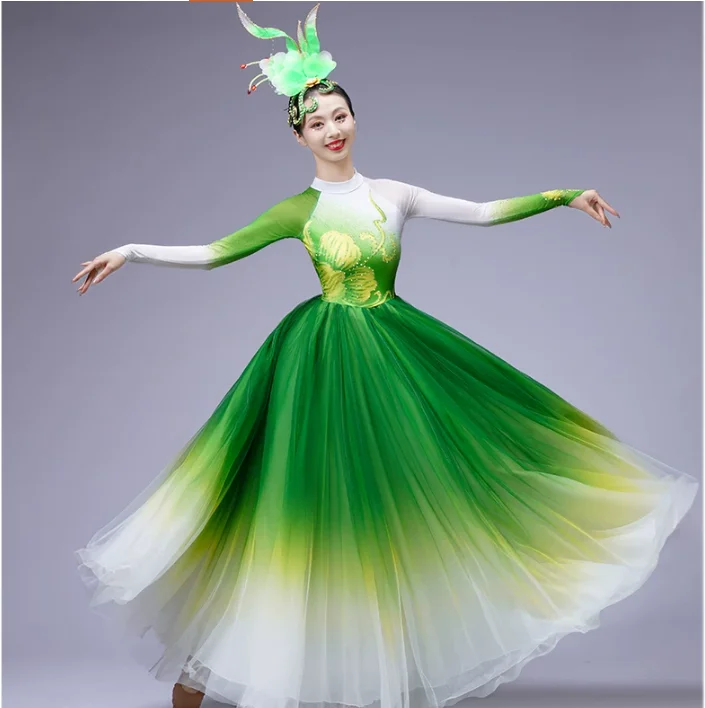 Atmospheric Open Dance Flamenco Dance Accompaniment Performance Costume