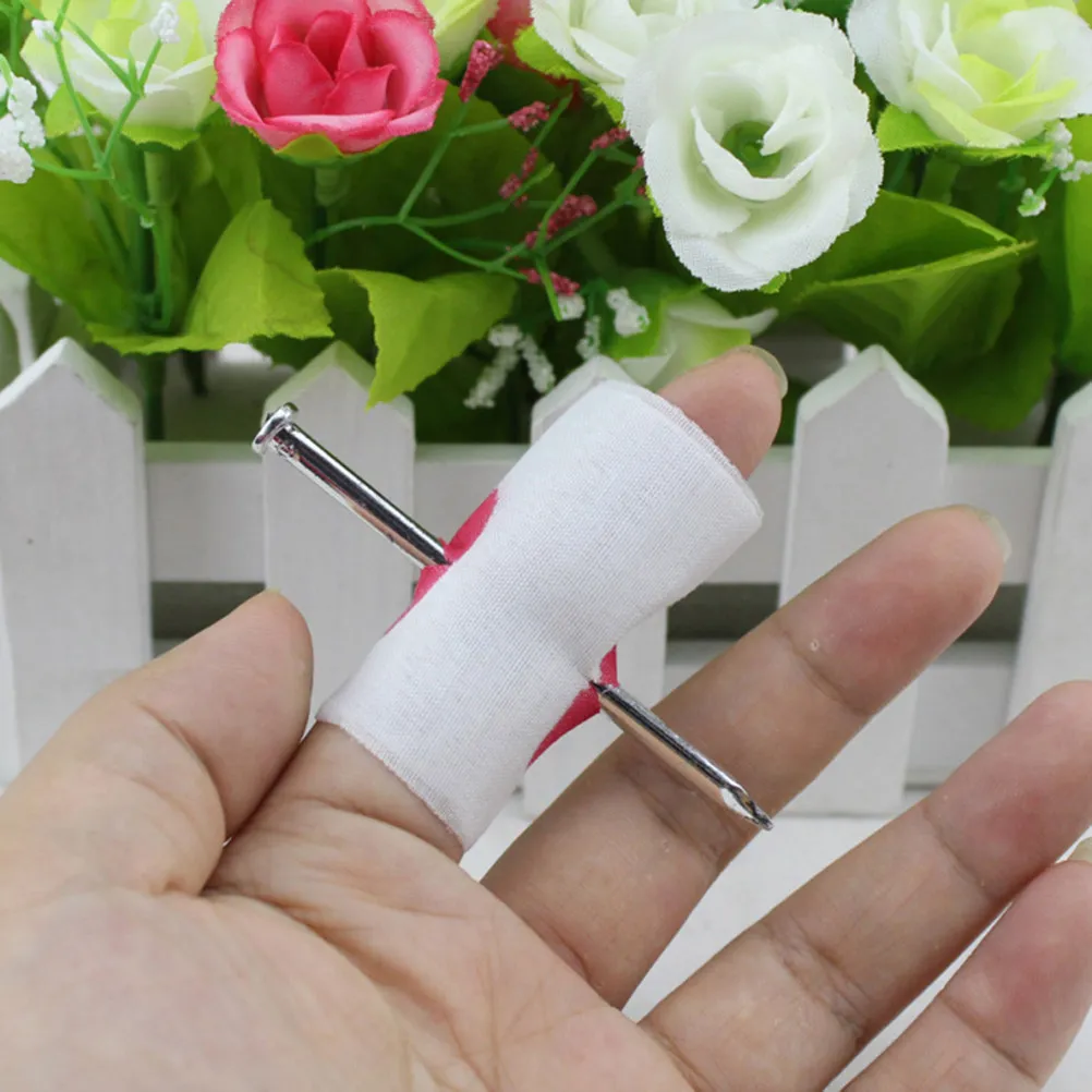 

10Pcs Lifelike Nail Through Finger Prank Prop High Quality Plastic Soft Touch Lightweight for Halloween Masquerade April Fools