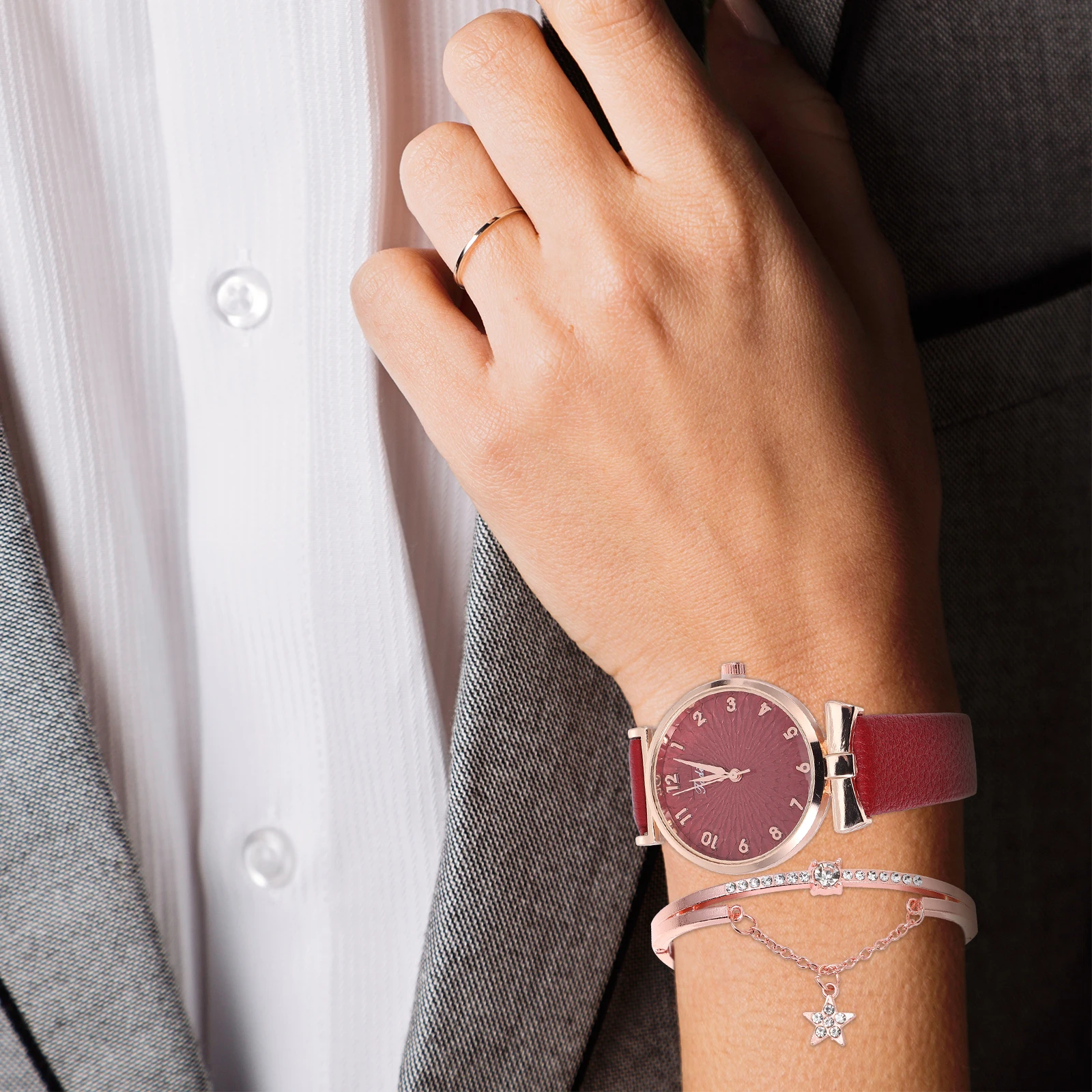 

Quartz Watch Bracelet Set Women Lady Dainty PU Alloy Shiny Diamond Outdoor Indoor Occasions Gift Stylish Unique Shape Premium