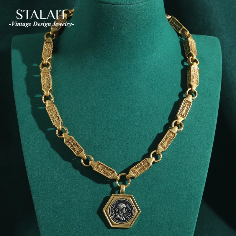 

Vintage Ancient Coin Pendant Necklace Bamboo Queen Head Woman Antique Gold Color High Quality Luxury Brands Jewelry 2025 New In
