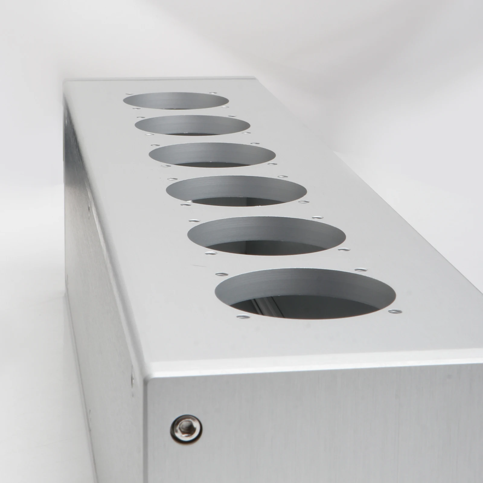 High Quality Preffair Aluminum European Standard Socket AC Power Filter Housing HiFi Audio Power Filter Housing VE95