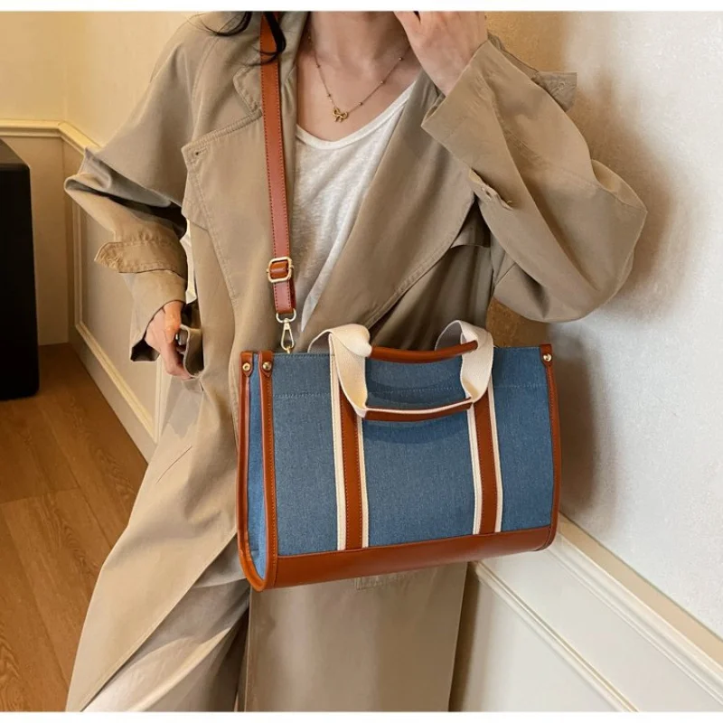 

Superior Women's Crossbody-Bag Made Of Adder-Print Leather Featuring Elegant Tirana Trendy Spacious Soft Daily Look​