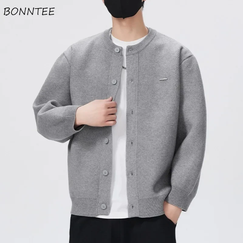 

Кардиганы мужские свободные с круглым вырезом однотонные осенне-зимние вязаные теплые в корейском стиле подходят крутые простые однобортные мягкие Ulzzang Ins