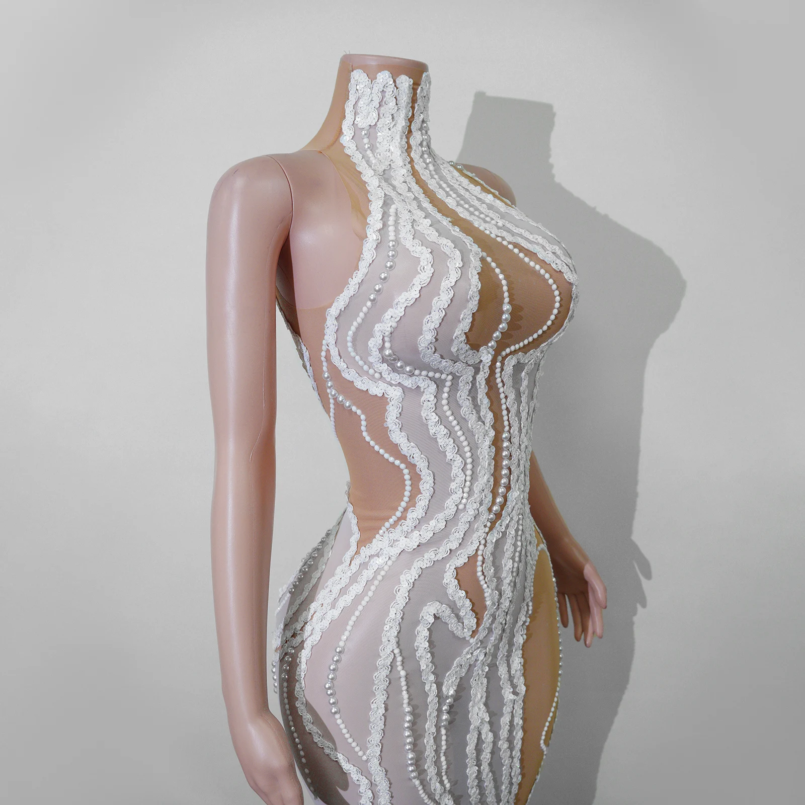 Robe élégante pour femmes, robe de soirée en maille transparente avec des paillettes blanches et des perles, jupe maxi, tenue de soirée, tenue de danse pour anniversaire