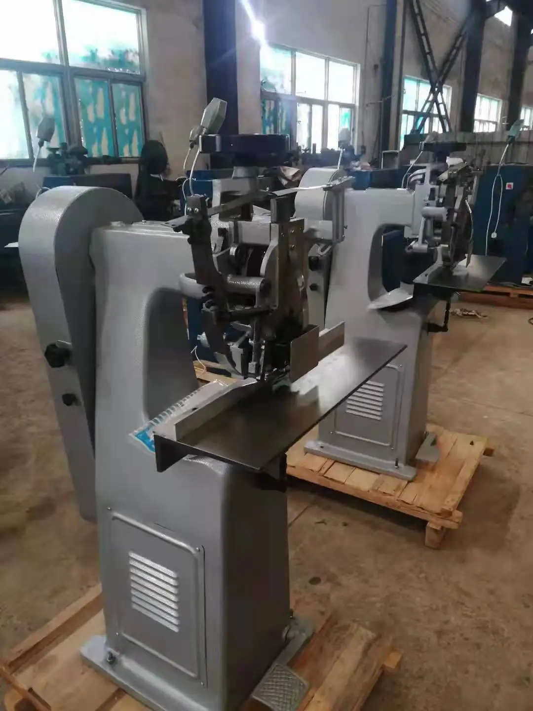 heavy duty flat head saddle sewing machine notebook thread binding machine