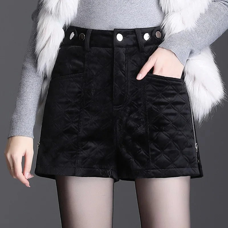 Solid Color Canary Velvet Thick Shorts , Women's Autumn and Winter New Cashmere High Waist Wide Leg Pants, Casual Boot Pants