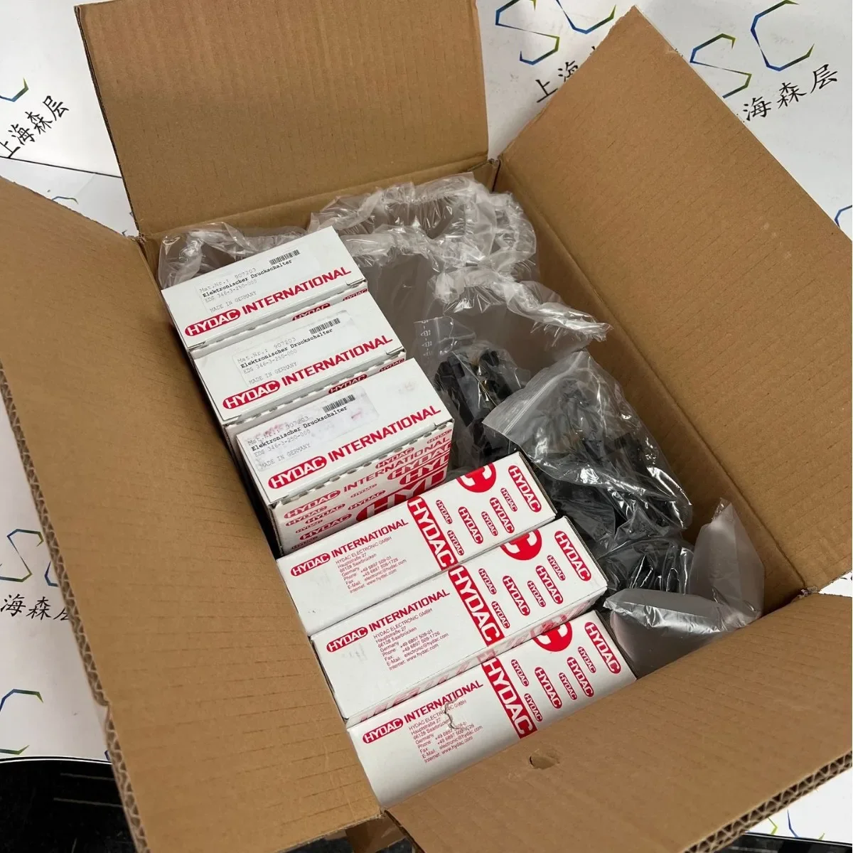 2026 HYDAC HYDAC Pressure Sensor EDS1791-P-400-000 Shanghai Senlayer Spot Special Offer