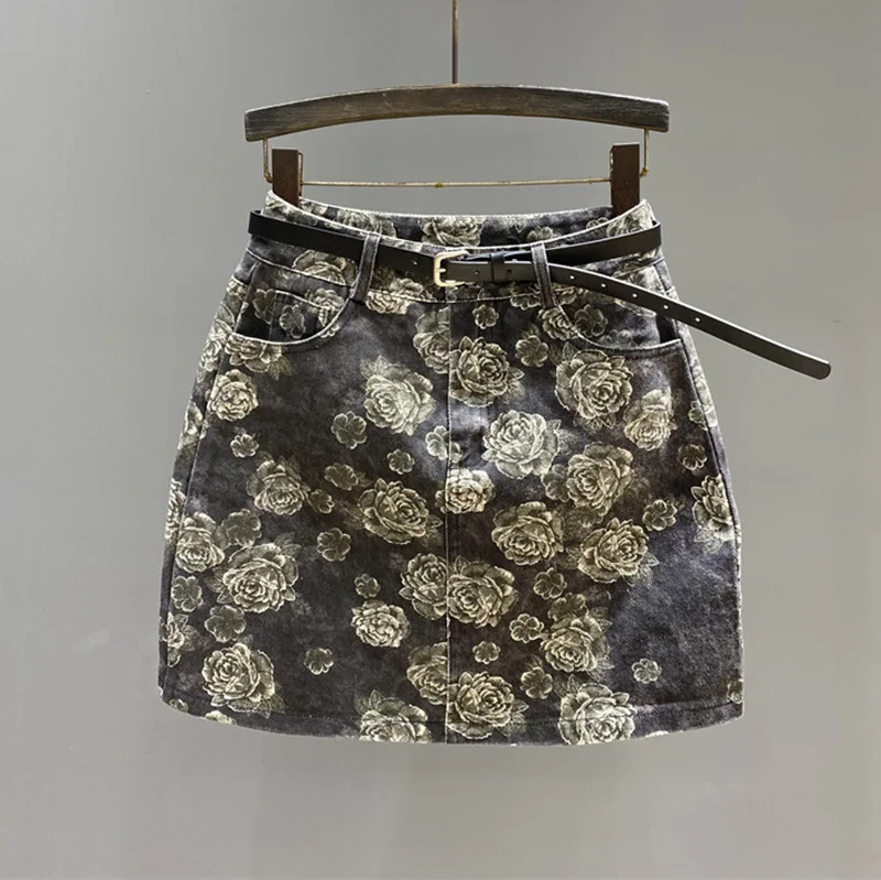 [ZOCI] 2024 Summer New Flower Printed Denim Short Skirt High Waist Slim Look, Fashionable A-line Hip Wrapping Half