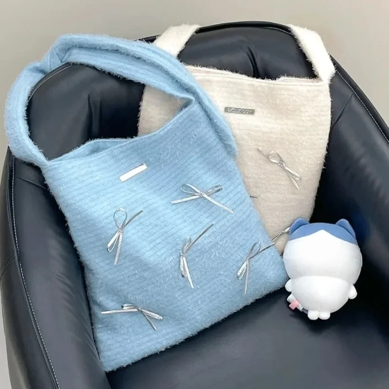 

Spliced Bow Bolsos Mujer Cute Tote Hand Bag Ladies Plush Fur Sac Femme Shoulder Crossbady Bags for Women New Bolso