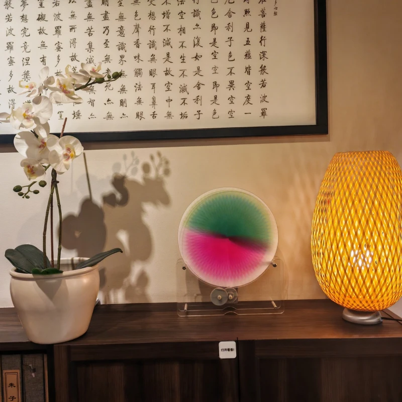 Three Primary Colours Rotating Palette - Rainbow Gradient Acrylic Ornament High-grade Home Office Desktop Furnishings