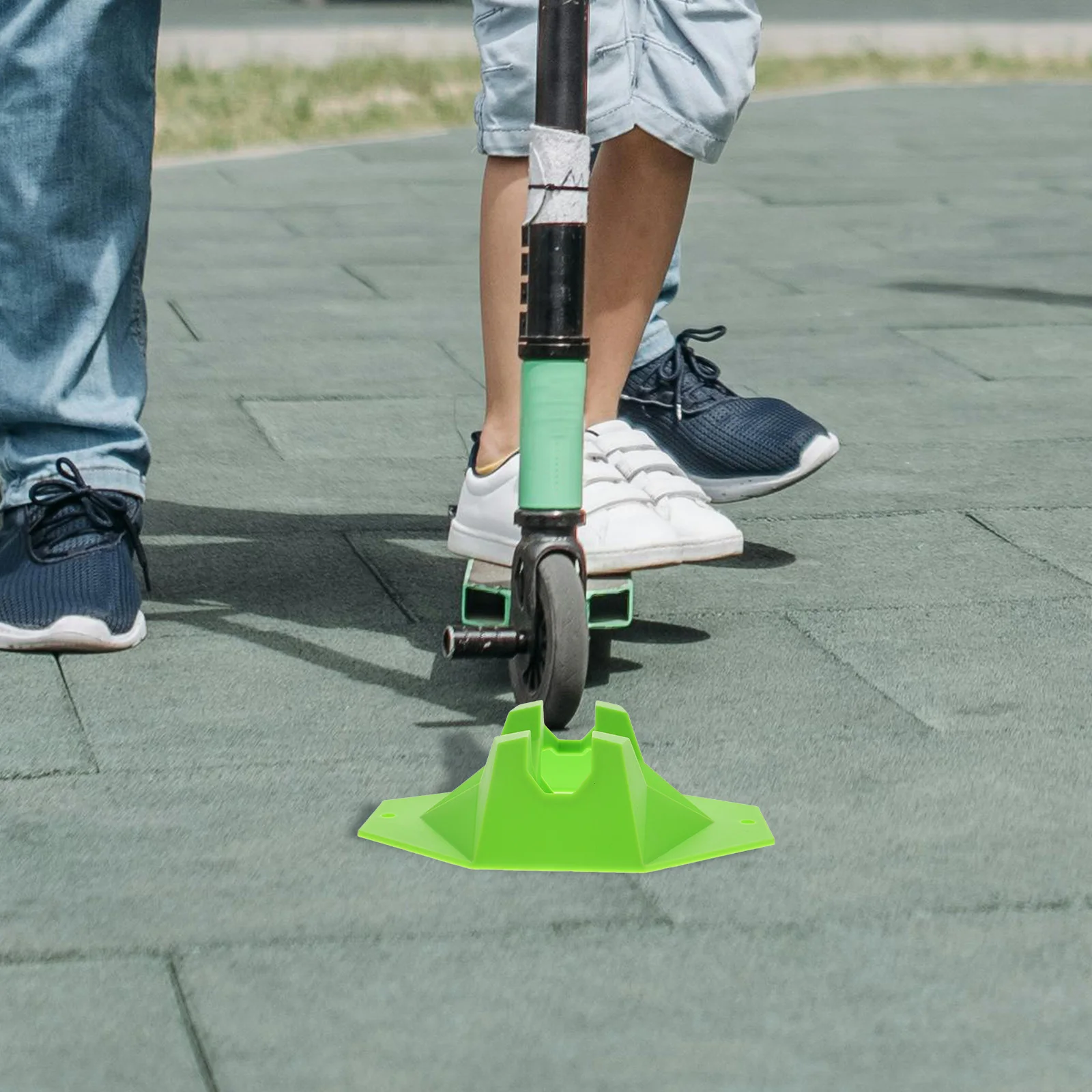 

1 Set Parking Stand Durable Plastic Wheel Holder Sturdy Support For Electric 'S Scooters Garage Storage Outdoor Use
