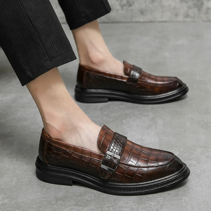 Tassel beanshoe men new British business trend edge buckle crocodile print lazy slip-on pointy plaid casual leather men