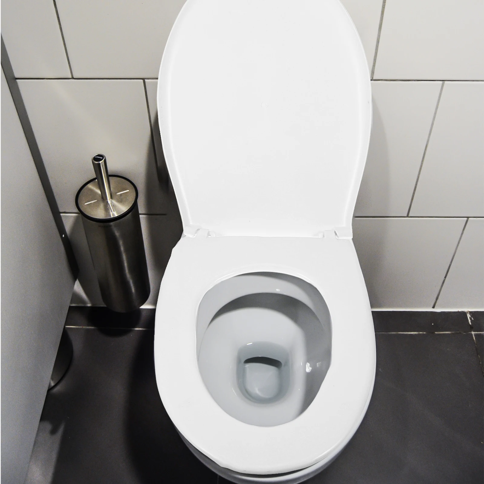 

Stylish Plastic Toilet Seat Lid U Shaped Cover With Golden Design Toilet Replacement Bathroom Accessory For Easy Installation