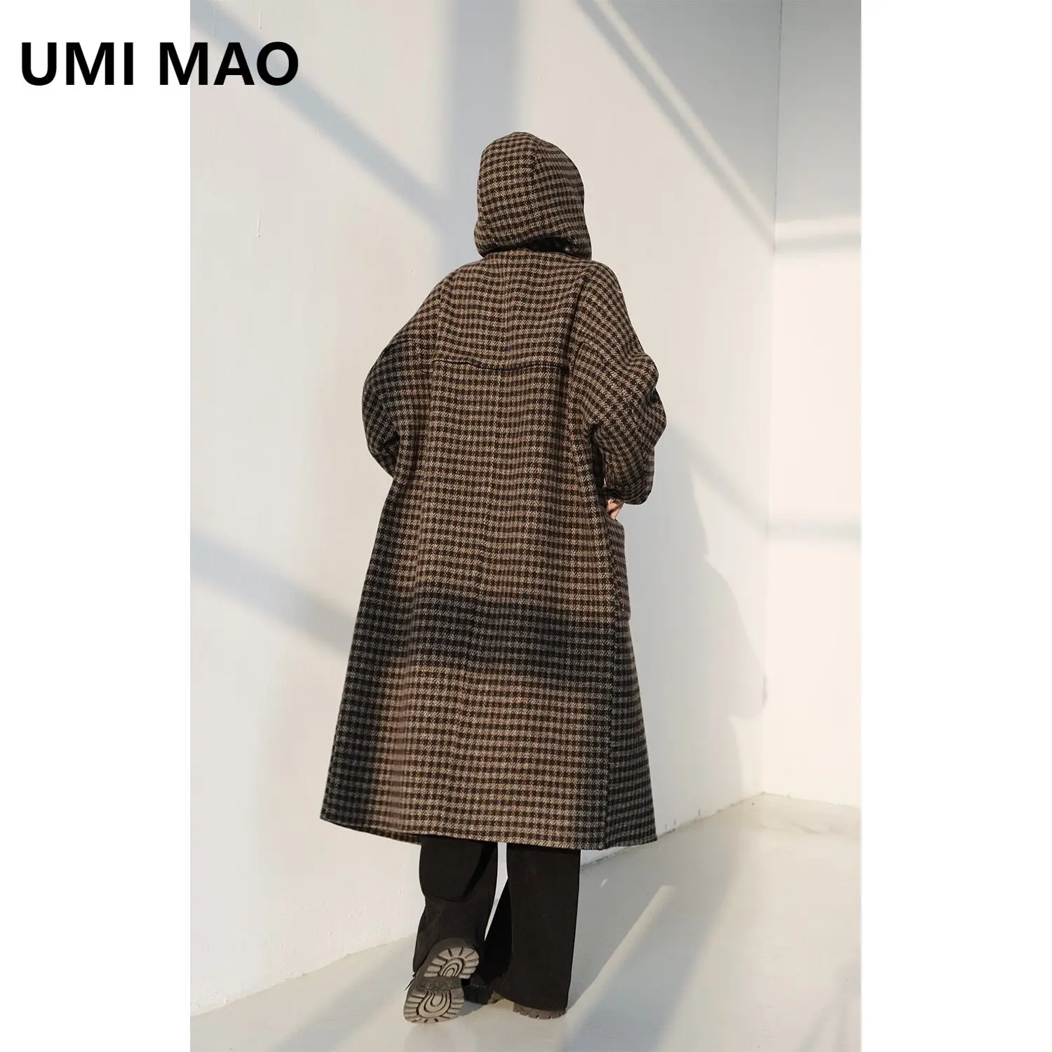 

UMI MAO Retro Female Overcoat Small Plaid Wool Double-sided Coat Dark Style Design Casual Long Hooded Coat Thick Jacket Women