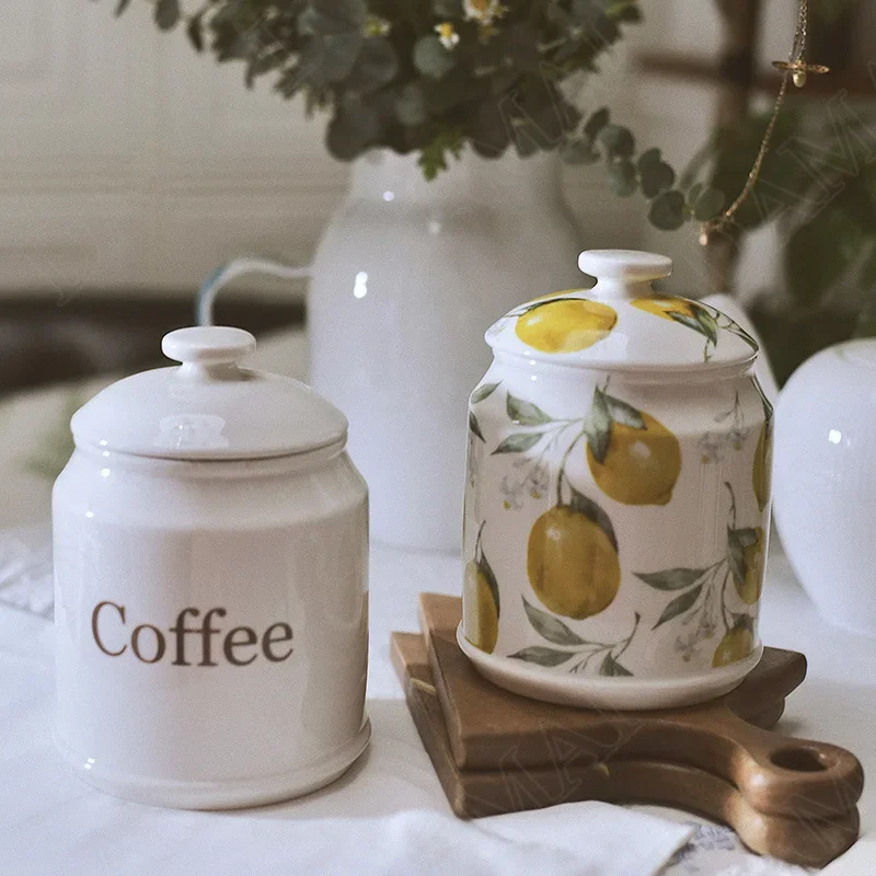 European Ceramic Storage Jars with Lid Painted Decorative Cereal Dispenser Living Room Desktop Coffee Pot Home Decoration Modern