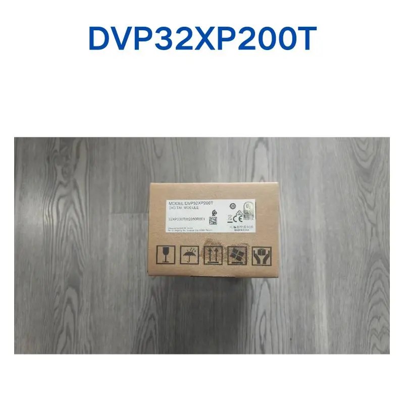 New Expansion module DVP32XP200T Fast Shipping