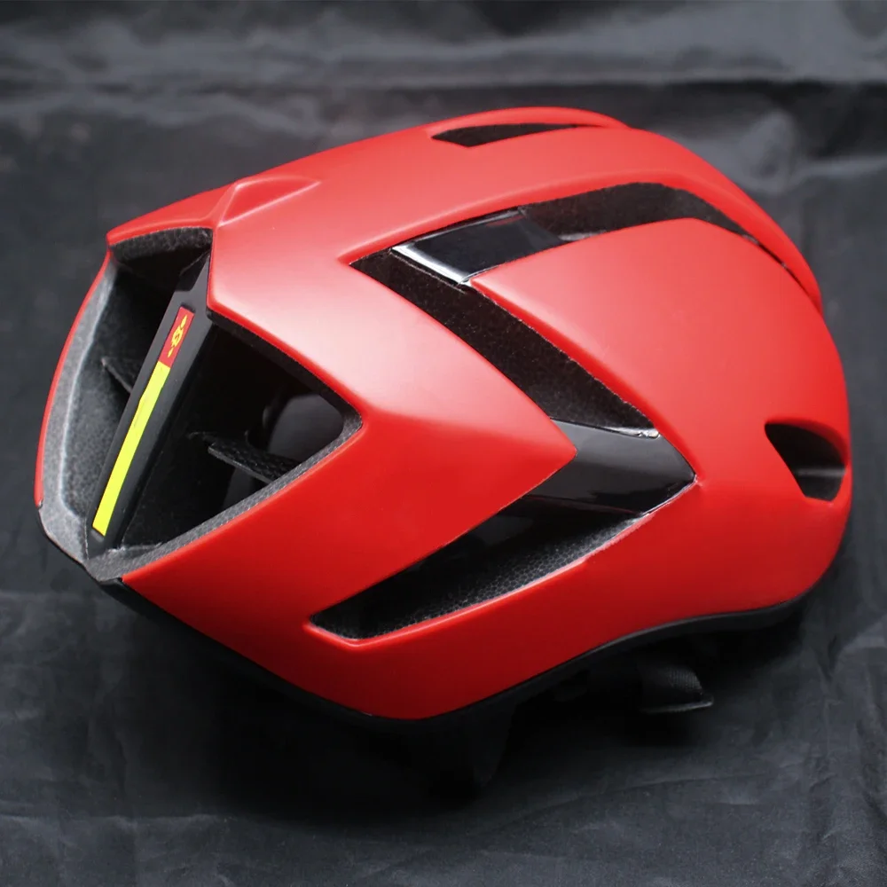 Ultralight Cycling Helmet Mountain Bike Helmet Safety Helmets Outdoor Sports Bicycle Windproof Helmet Casco De Ciclismo