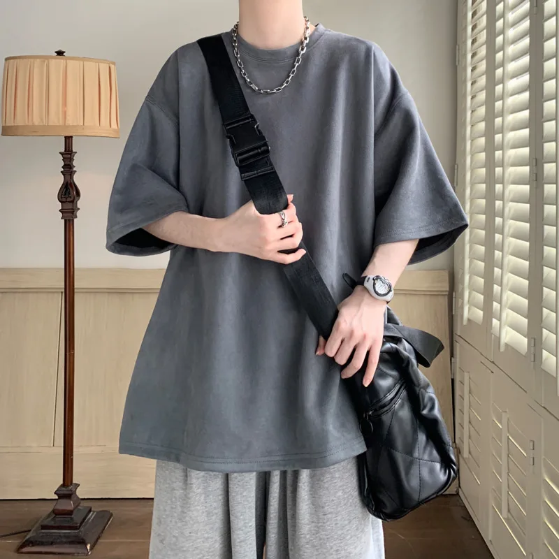 Summer Short Sleeved T-shirt Men Oversized Casual Round Neck T Shirt Men Streetwear Korean Loose Suede T Shirt Mens Top M-3XL