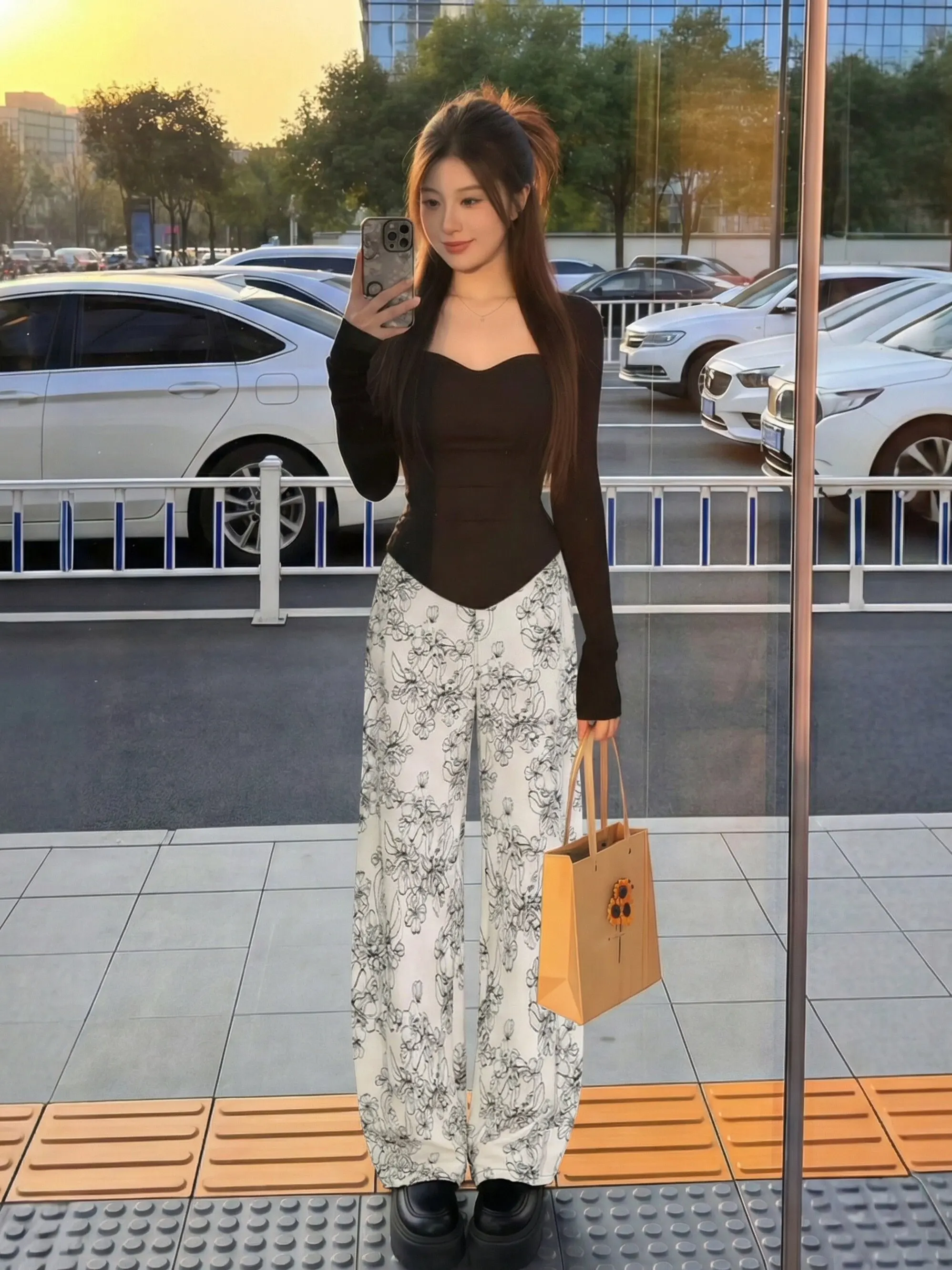 

Ele Floral Print High Waist Jeans Women's Versatile Faionable Spring 2026 Soft Korean Sle Premium Quali Denim