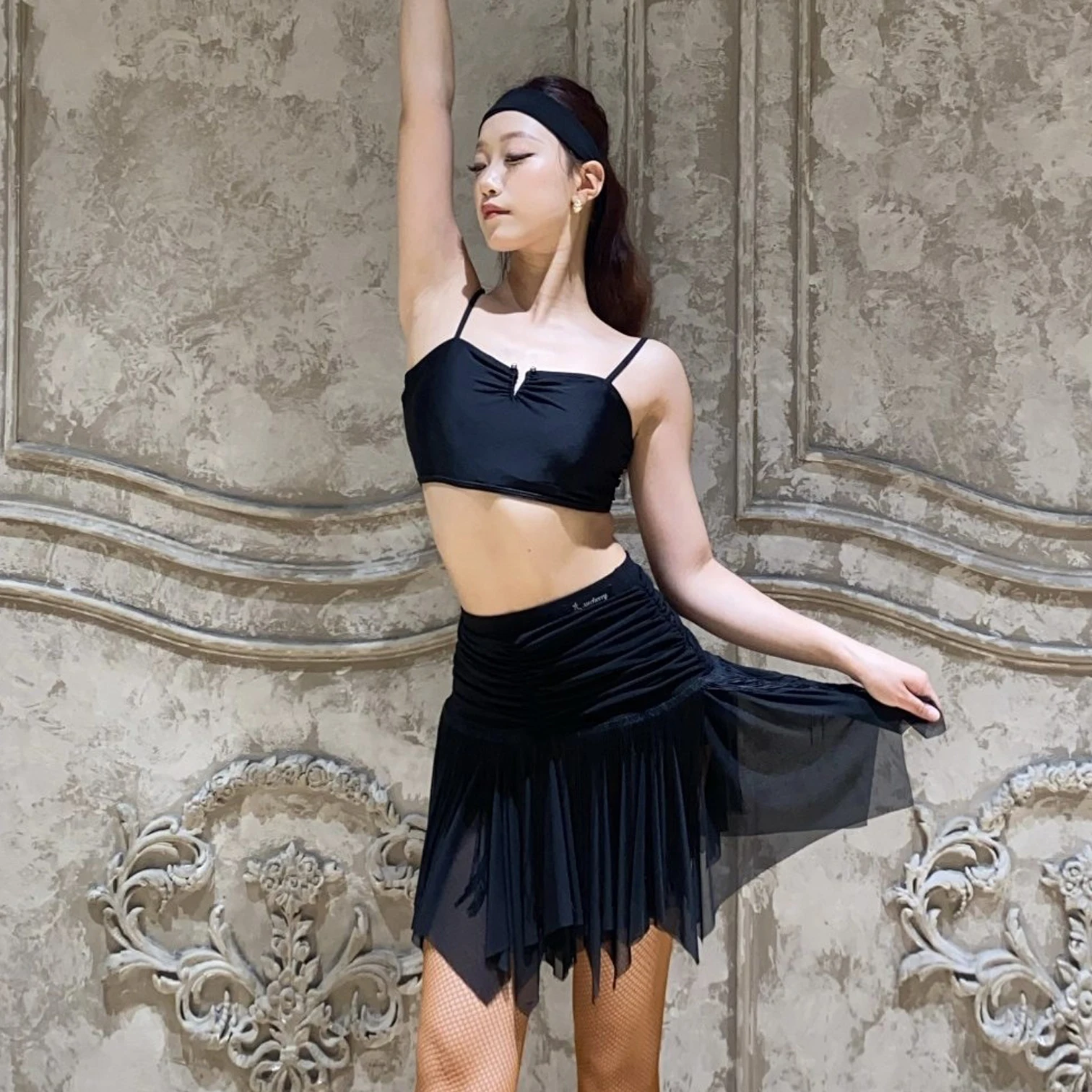 Latin Dance Practice Clothing Women Short Tops Black Skirt Sexy Rumba Samba Dance Clothes Club Jive Salsa Dance Wear DNV24733