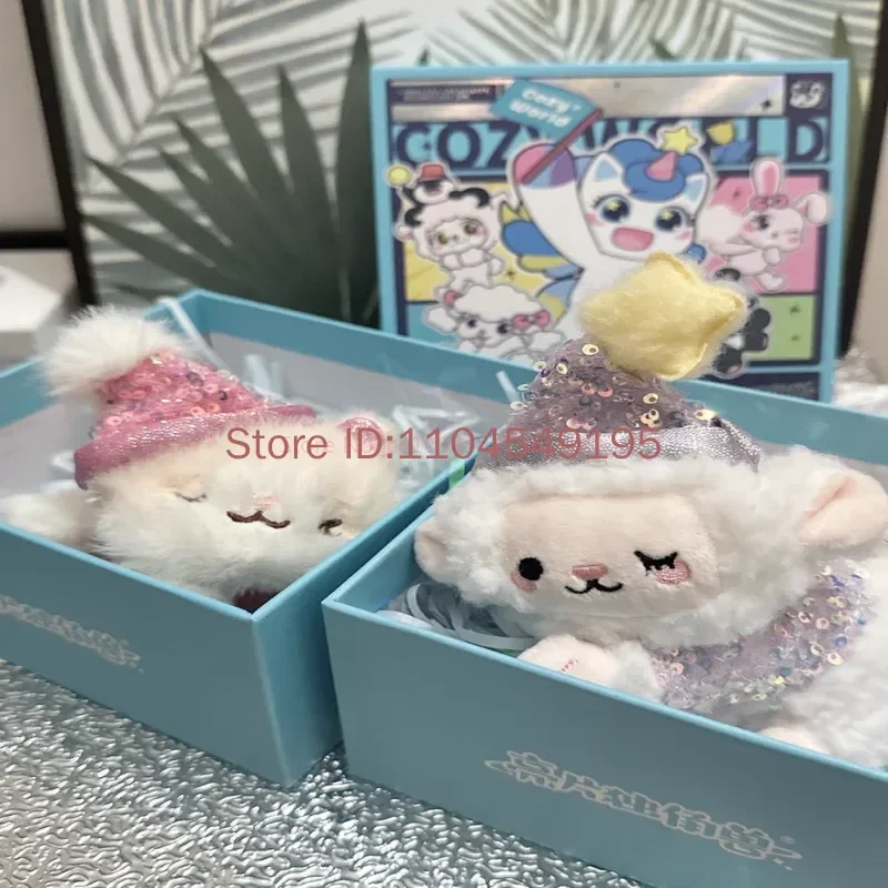 Portachiavi con ciondolo per bambola di peluche con profumo scintillante e carino - Portachiavi decorativo da appendere - Regalo di compleanno e Natale per gli amanti dei giocattoli e della peluche