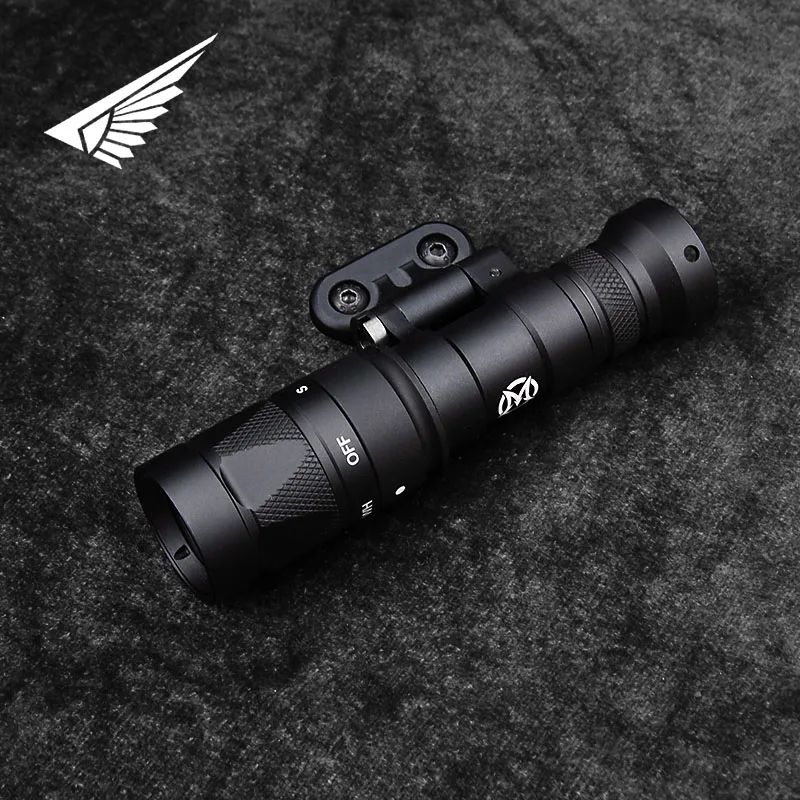 

WADSN SF M340W Tactical Flashlight Metal White LED Light Fit 20mm Picatinny Rail Hunting Weapon Scout Light Airsoft Accessories