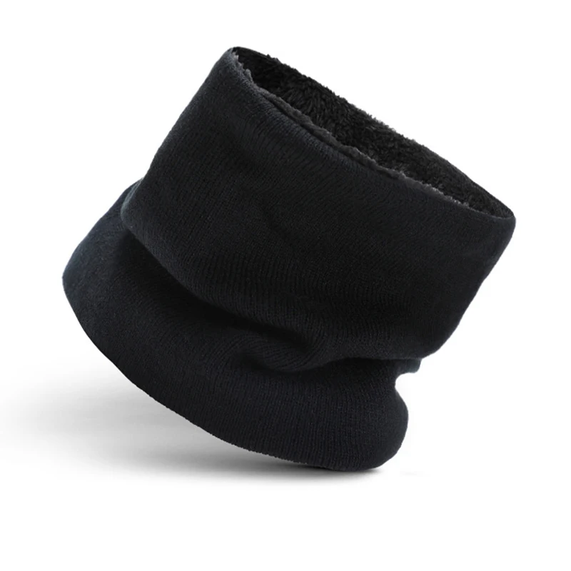 Inverno nuovo cappello sciarpa guanti paraorecchie Set di quattro pezzi antivento moda tinta unita caldo morbido peluche tenere in caldo vestito escursionismo all'aperto