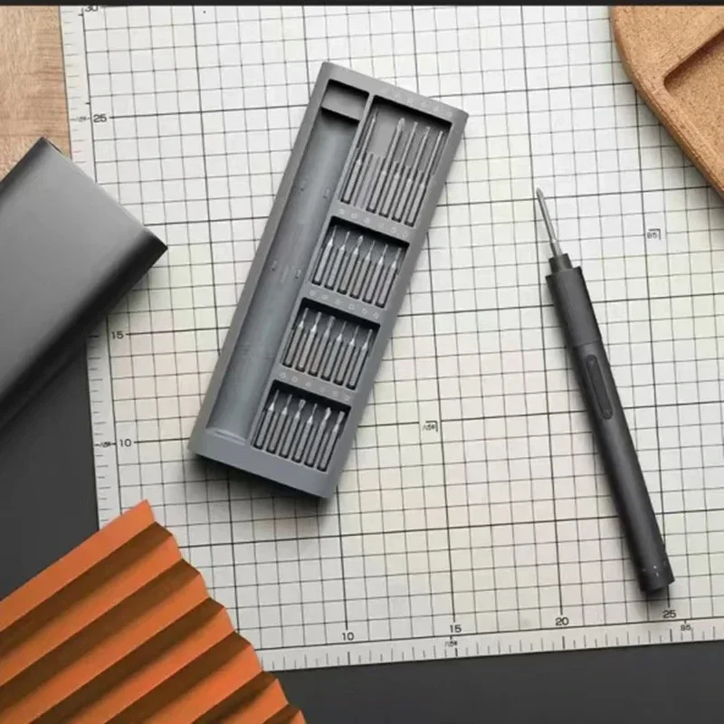 

Прецизионная отвертка Xiaomi MIJIA — 2 регулируемых крутящего момента, магнитный футляр для бит, 24 бита S2