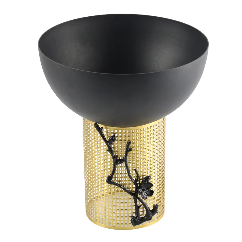 Light luxury art high-legged hollow plum blossom fruit plate decoration hotel club model room restaurant snack dried fruit bowl