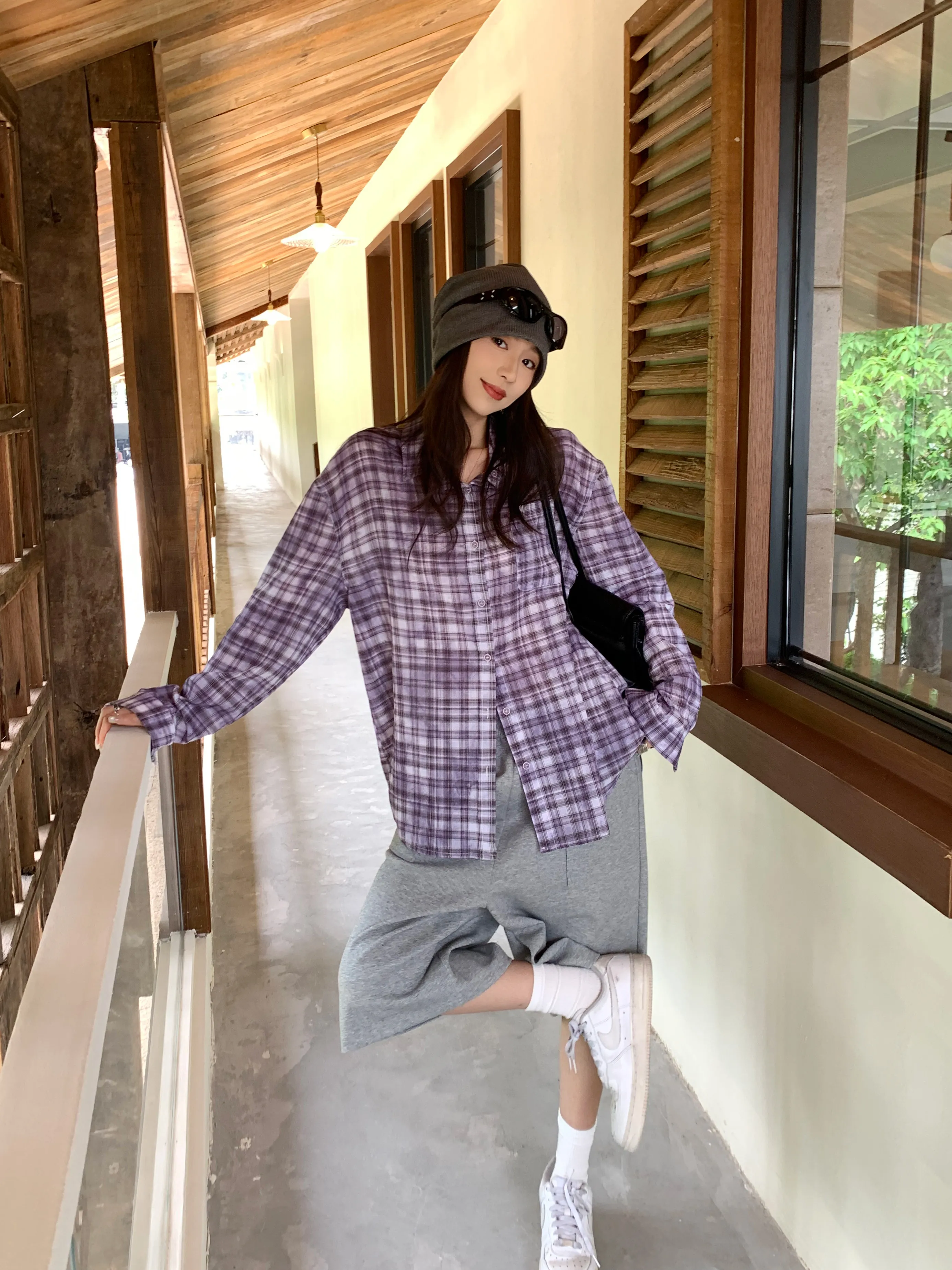 NUOMICI Women's sun-protective purple-blue plaid shirt, spring/summer loose American style, long-sleeved versatile jacket/shirt.